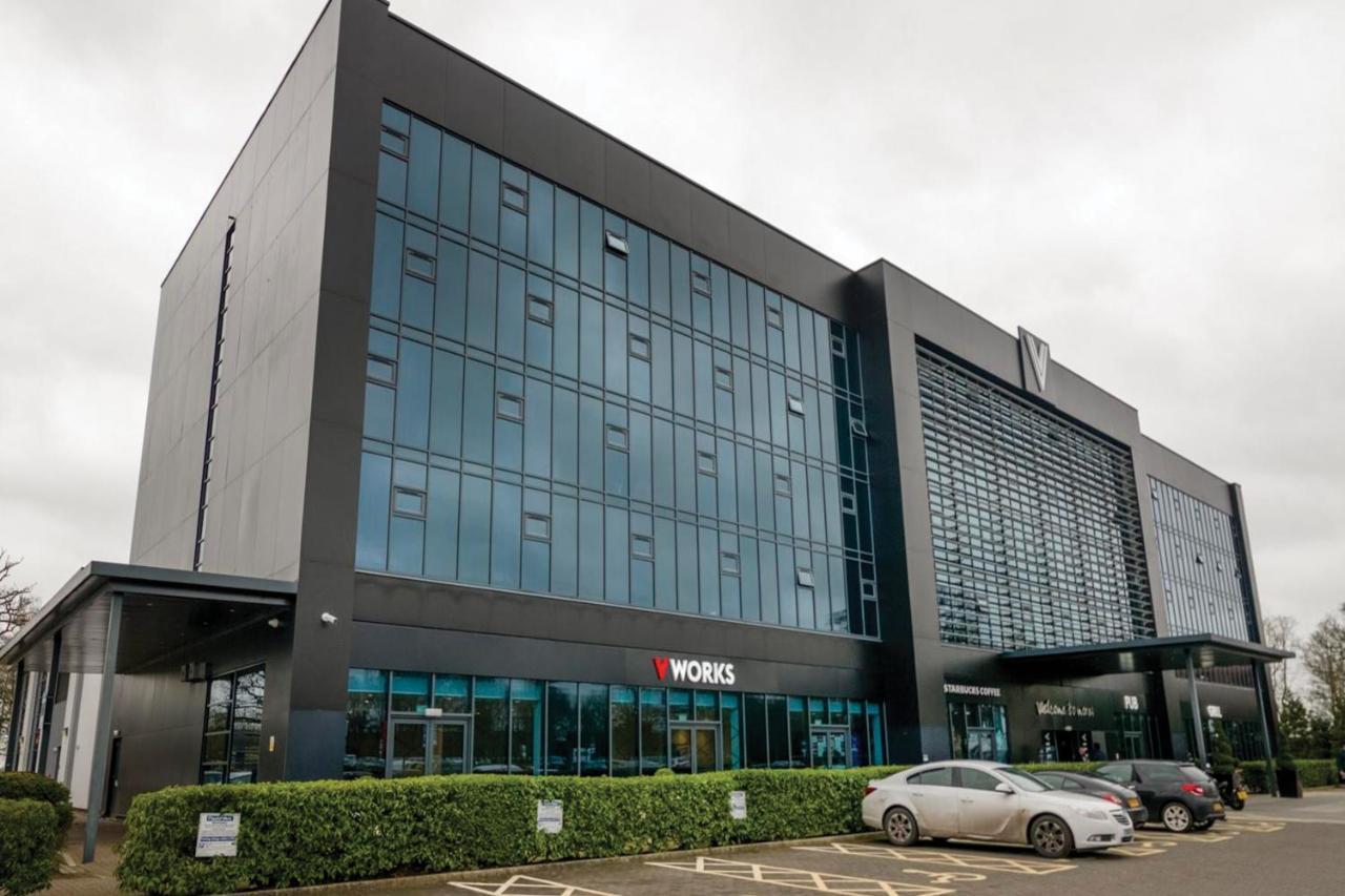 Village Hotel Solihull Exterior photo