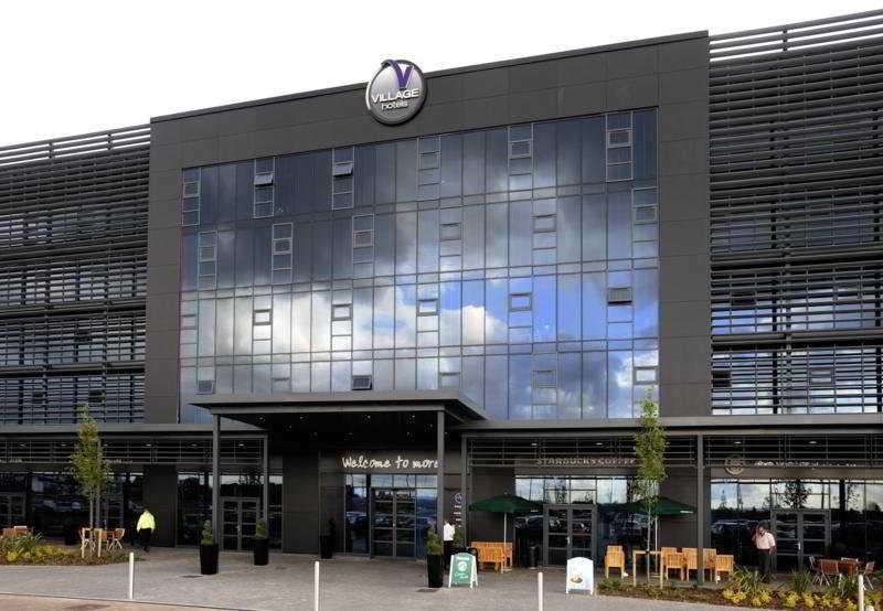 Village Hotel Solihull Exterior photo