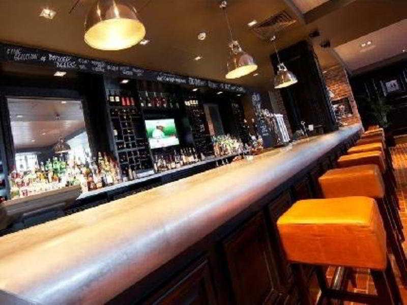 Village Hotel Solihull Exterior photo
